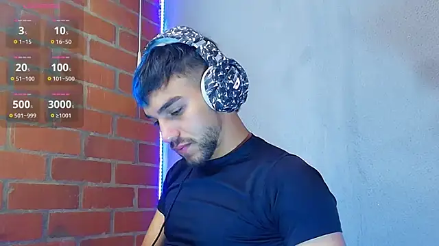 Snapshot of Leandro_valenzuela chatting on 11-20-25, 04:29 Leandro valenzuela online show from 11-20-25, 04:29