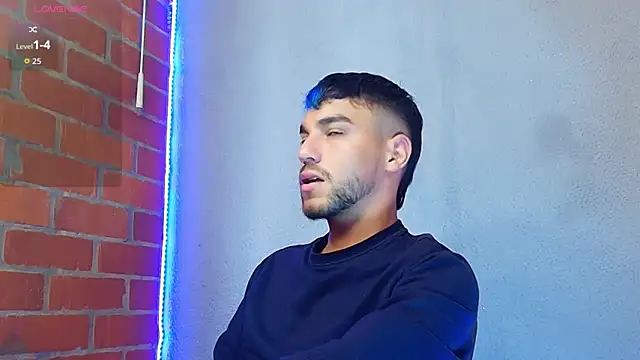 Snapshot of Leandro_valenzuela chatting on 11-18-25, 07:06 Leandro valenzuela online show from 11-18-25, 07:06