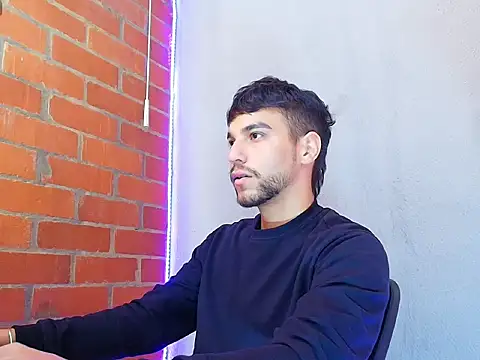 Snapshot of Leandro_valenzuela chatting on 10-09-25, 02:50 Leandro valenzuela online show from 10-09-25, 02:50