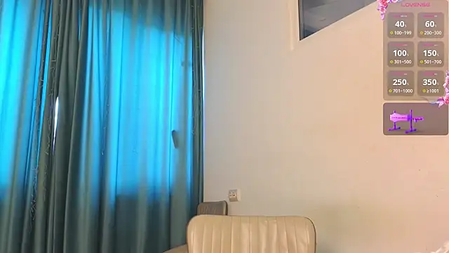 Snapshot of AudreyMell chatting on 05-19-26, 06:20 AudreyMell online show from 05-19-26, 06:20