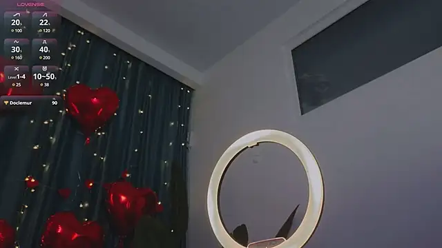 Snapshot of AudreyMell chatting on 02-18-25, 05:53 AudreyMell online show from 02-18-25, 05:53