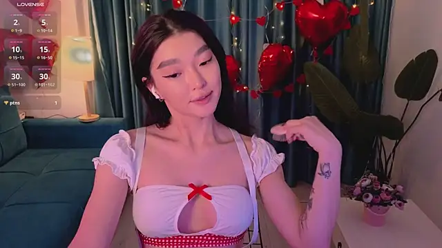 Snapshot of AudreyMell chatting on 02-17-25, 01:22 AudreyMell online show from 02-17-25, 01:22