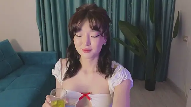 Snapshot of AudreyMell chatting on 03-15-25, 02:45 AudreyMell online show from 03-15-25, 02:45