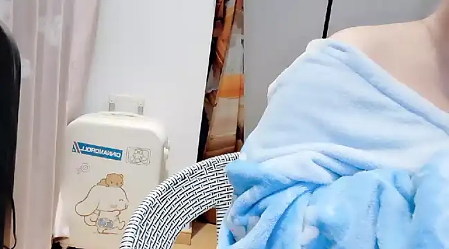 Snapshot of arena1357 chatting on 03-22-25, 09:42 arena1357 online show from 03-22-25, 09:42