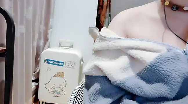 Snapshot of arena1357 chatting on 12-10-24, 03:01 arena1357 online show from 12-10-24, 03:01