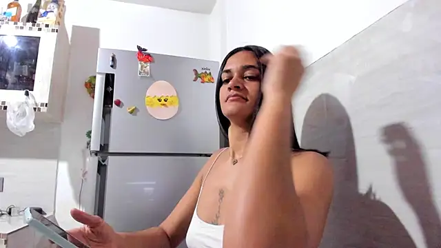 Biancasantillana online show from 10-27-25, 12:17