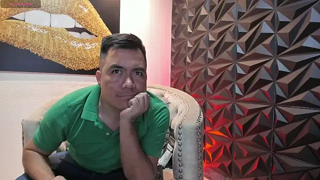 Snapshot of Jhonatan_Morales_S chatting on 01-15-26, 05:11 Jhonatan Morales S online show from 01-15-26, 05:11