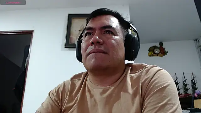 Jhonatan Morales S online show from 03-05-26, 04:20