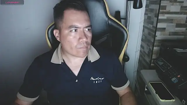 Jhonatan Morales S online show from 04-04-26, 11:33