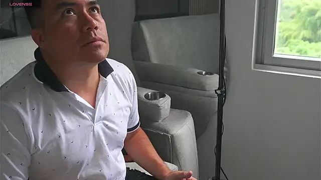 Jhonatan Morales S online show from 02-22-26, 08:32