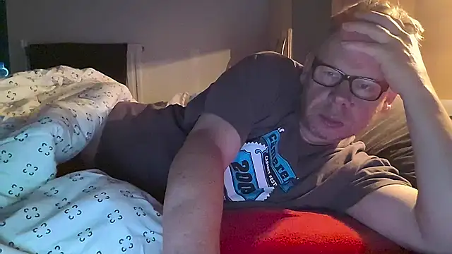 kinkyslet8 online show from 10-27-25, 07:42