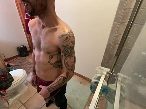 Snapshot of RuffClvb chatting on 12-10-24, 11:51 RuffClvb online show from 12-10-24, 11:51