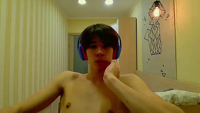 Snapshot of gayGamogey chatting on 01-09-25, 02:51 gayGamogey online show from 01-09-25, 02:51