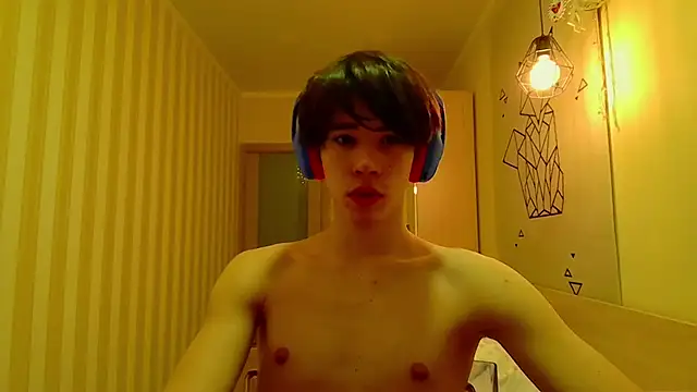 Snapshot of gayGamogey chatting on 01-16-25, 07:10 gayGamogey online show from 01-16-25, 07:10