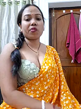 Snapshot of DREAM_GIRL-30 chatting on 03-09-25, 06:00 DREAM GIRL-30 online show from 03-09-25, 06:00