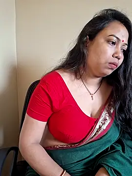Snapshot of DREAM_GIRL-30 chatting on 04-28-26, 03:33 DREAM GIRL-30 online show from 04-28-26, 03:33
