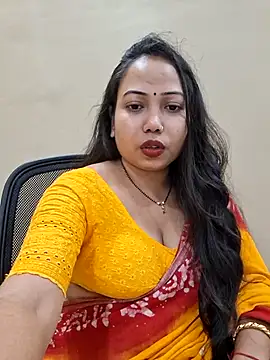 DREAM GIRL-30 online show from 02-15-26, 06:07