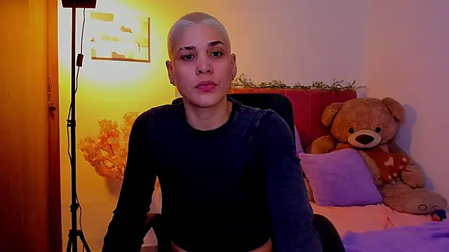 Charlee pink online show from 04-02-26, 05:25