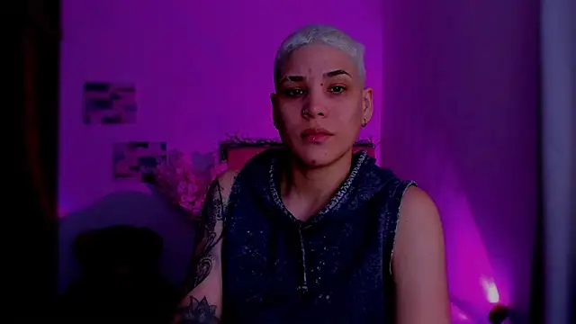 Charlee pink online show from 02-28-26, 03:22