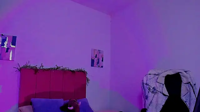 Charlee pink online show from 10-26-25, 02:01