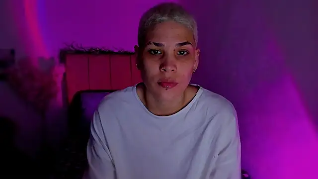 Charlee pink online show from 02-21-26, 04:36