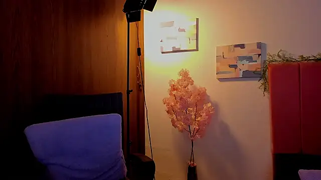 Charlee pink online show from 03-15-26, 07:10