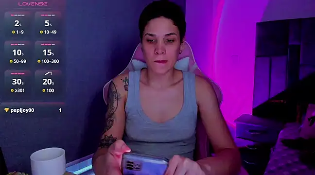 Snapshot of Charlee_pink chatting on 03-16-25, 11:04 Charlee pink online show from 03-16-25, 11:04