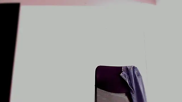 Charlee pink online show from 03-13-26, 04:34