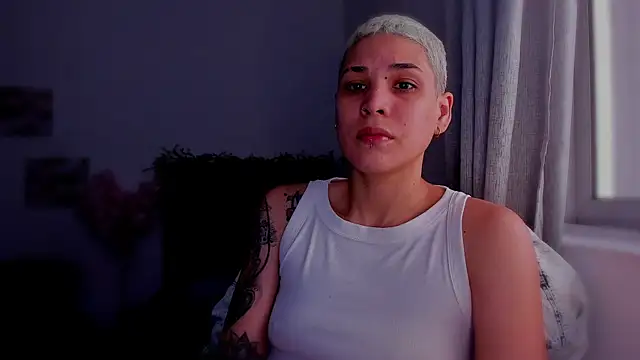 Charlee pink online show from 02-24-26, 04:41