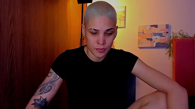 Charlee pink online show from 03-19-26, 07:19