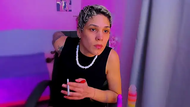 Charlee pink online show from 11-22-25, 04:44