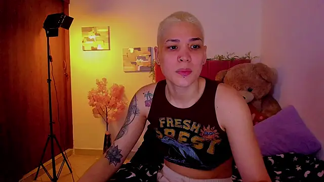Charlee pink online show from 04-21-26, 07:31