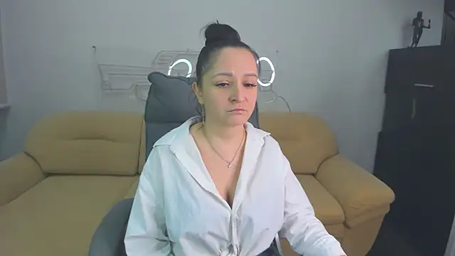 AngellLika online show from 02-12-26, 12:16