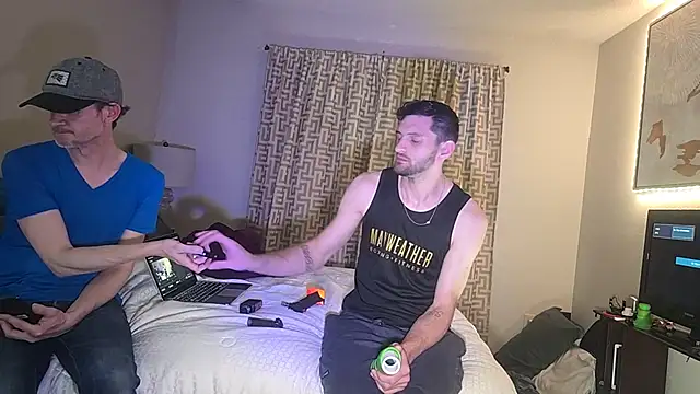 ChillzPnp online show from 04-15-26, 03:01