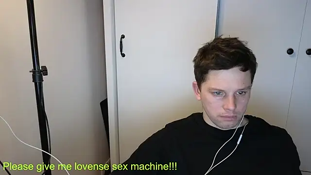 Snapshot of BigL0ve chatting on 02-28-26, 02:39 BigL0ve online show from 02-28-26, 02:39