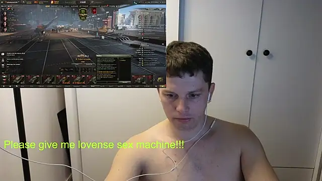 Snapshot of BigL0ve chatting on 02-10-26, 03:44 BigL0ve online show from 02-10-26, 03:44