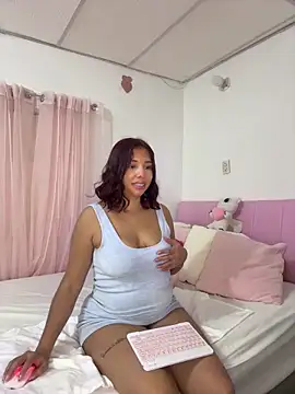 LucyMartelli online show from 03-11-26, 11:15