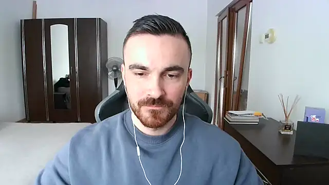 Snapshot of mu5clemania2 chatting on 04-26-26, 11:18 mu5clemania2 online show from 04-26-26, 11:18