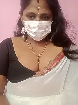 Snapshot of rithikka chatting on 11-26-25, 07:41 rithikka online show from 11-26-25, 07:41