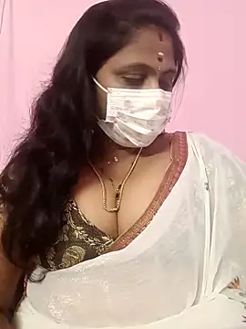 Snapshot of rithikka chatting on 12-19-25, 06:16 rithikka online show from 12-19-25, 06:16