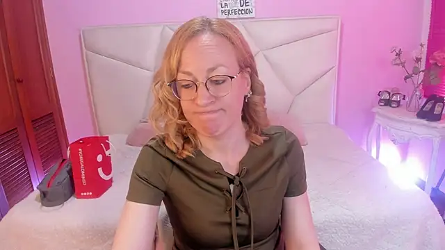 Snapshot of SammySanders chatting on 12-01-25, 04:41 SammySanders online show from 12-01-25, 04:41