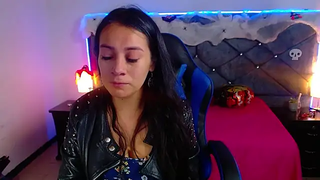 Julietacollins06 online show from 10-31-25, 12:57