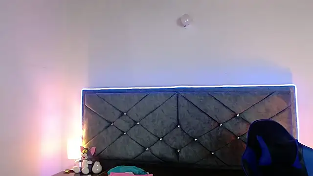 Julietacollins06 online show from 11-10-25, 01:05