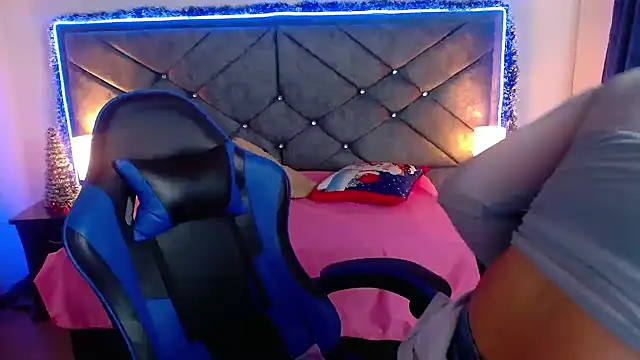 Julietacollins06 online show from 12-19-25, 12:18