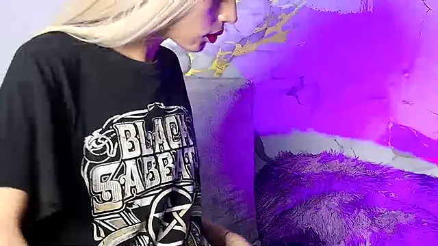 BrianaSchafer online show from 03-25-26, 07:13