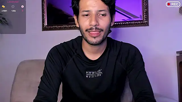 Nicholasrodrii online show from 12-14-25, 10:48