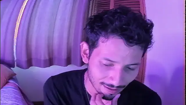 Nicholasrodrii online show from 02-25-26, 10:31