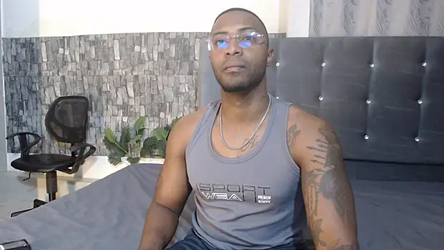 Snapshot of Joseephjackson chatting on 06-16-26, 02:17 Joseephjackson online show from 06-16-26, 02:17