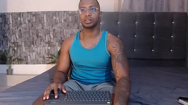 Snapshot of Joseephjackson chatting on 06-04-26, 11:59 Joseephjackson online show from 06-04-26, 11:59