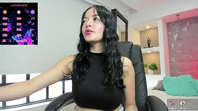 Snapshot of elisa_collins chatting on 02-12-25, 05:58 elisa collins online show from 02-12-25, 05:58